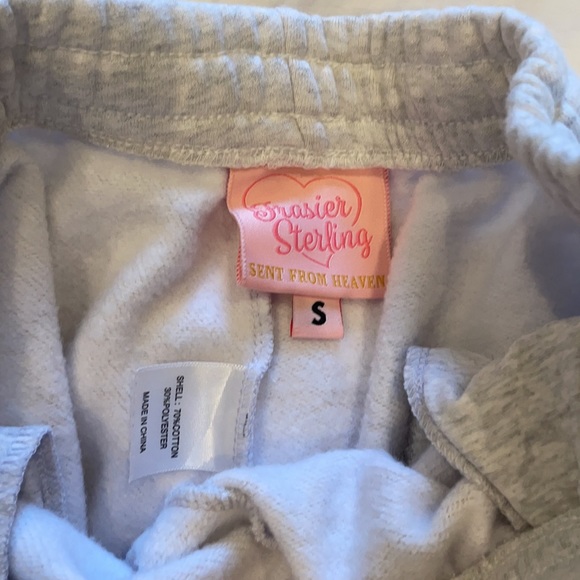 Smiley sweats size small Frazier sterling - Picture 4 of 5